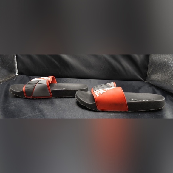 Prada Men\'s Black-Red Rubber Stripe Logo Sandals Slides Sz 6